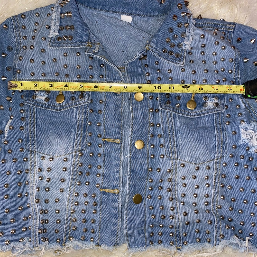 🚨BRAND NEW🚨BRAND NEW Spiked denim cropped jacket - Picture 4 of 7